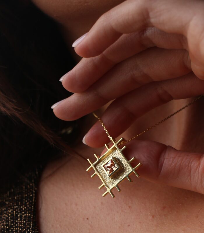 Pıtrak Kolye - Türk Sembol - Doğal Taş